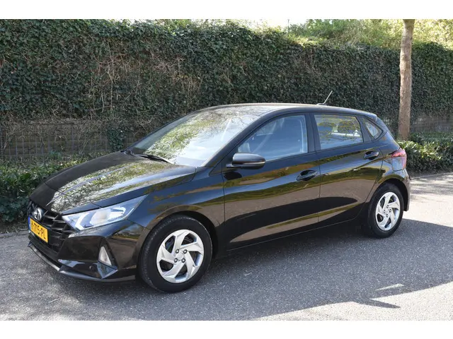 Hyundai i20 1.2 MPI i-Motion 2021 Benzine 2