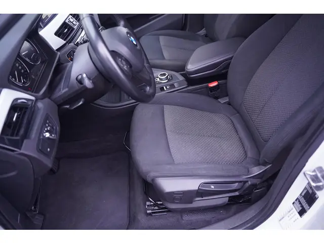 BMW X1 sDrive18i Edition 2019 Benzine 28