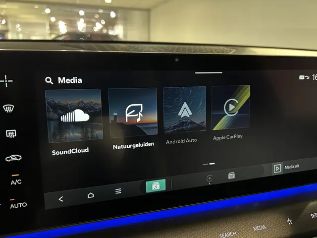 Kia EV9 GT-Line AWD 6p. 99.8 kWh 2024 Elektrisch 29