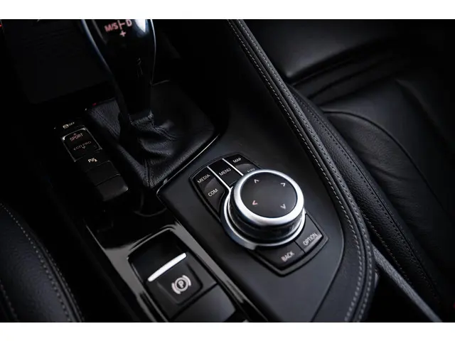 BMW X2 sDrive20i High Executive Edition 2020 Benzine 43