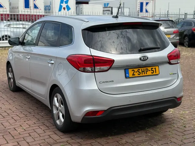 Kia Carens 2.0 GDi Business Pack Export 2013 Benzine 3