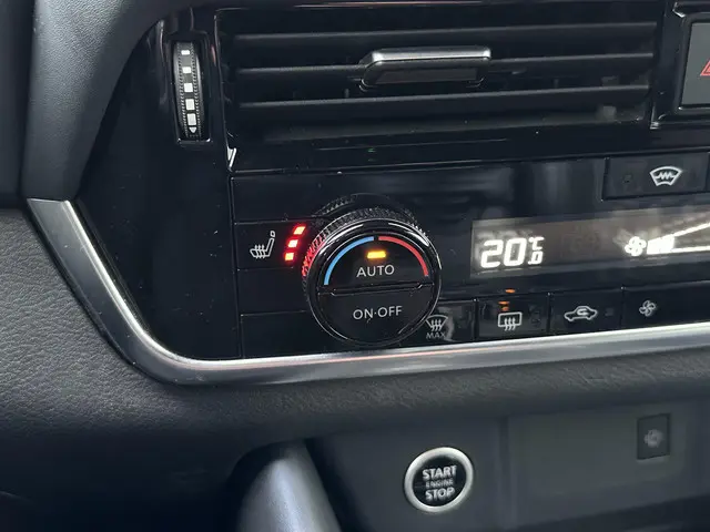 Nissan QASHQAI 1.3 MHEV Xtronic Tekna Plus 2023 Benzine 38