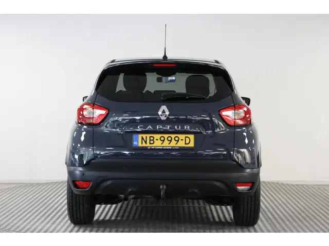 Renault Captur 1.2 TCe Limited 120 PK. 2017 Benzine 10
