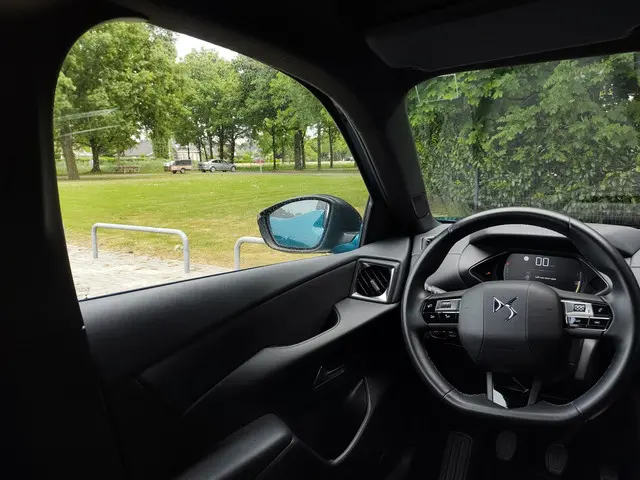 DS DS 3 Crossback 1.2 PureTech Montmartre 2022 Benzine 19