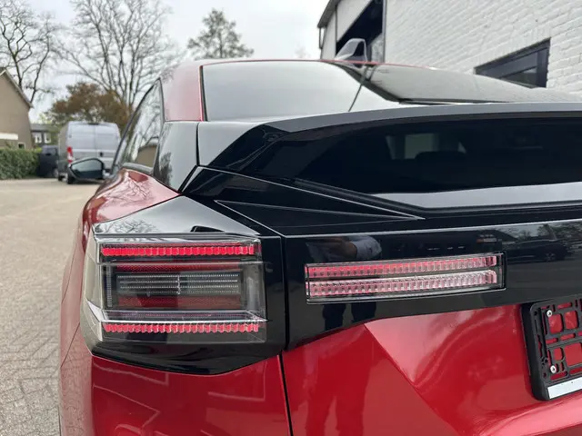 Citroën C4 1.2 Hybrid 145 PK Max 2025 Hybride Benzine 41