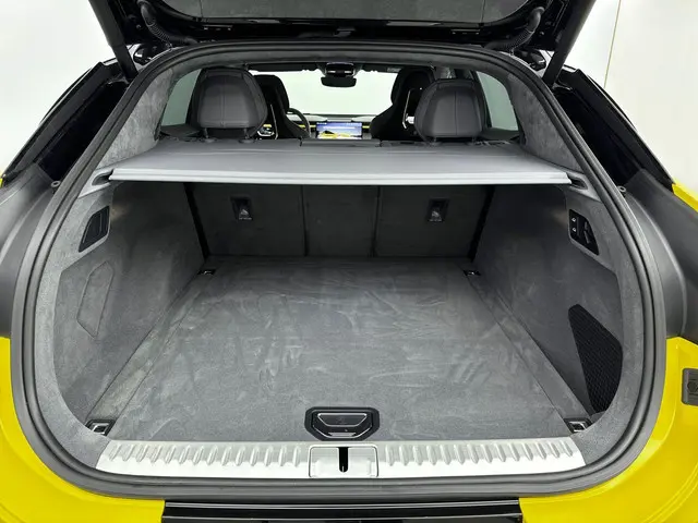 Lotus Eletre S 112kWh/603pk 2023 Elektrisch 18