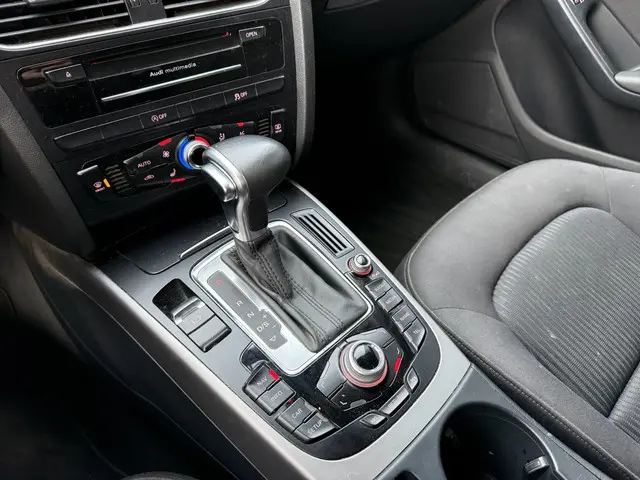 Audi A4 Avant 2.0 TDI 2013 Diesel 23