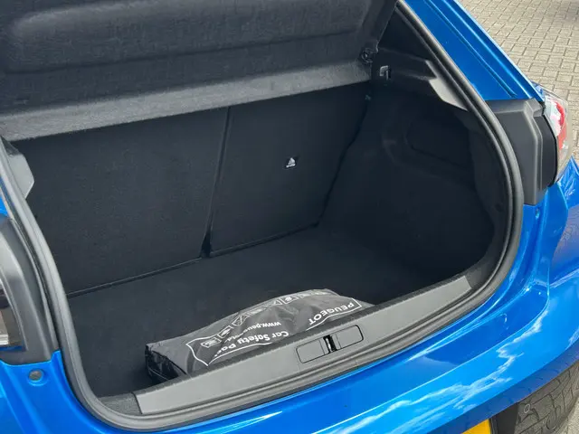 Peugeot 208 1.2 PureTech GT-Line 2020 Benzine 15