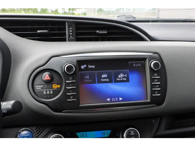 Toyota Yaris 1.5 Hybrid Dynamic 2019 Hybride Benzine 29