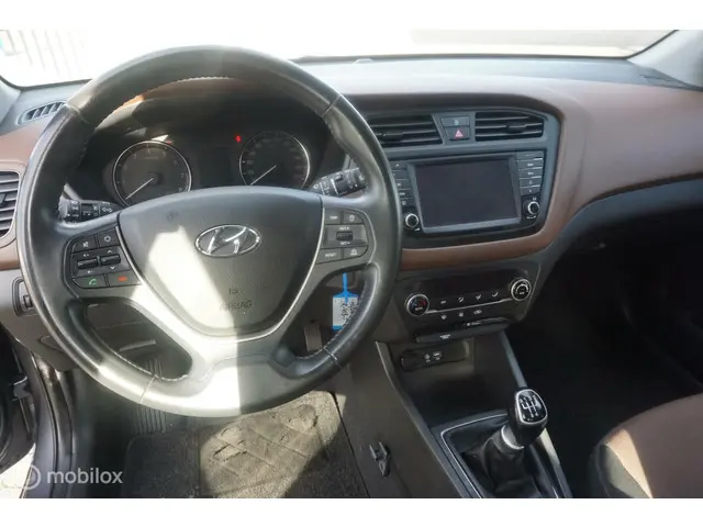 Hyundai i20 1.0 T-GDI Comfort 2018 Benzine 4