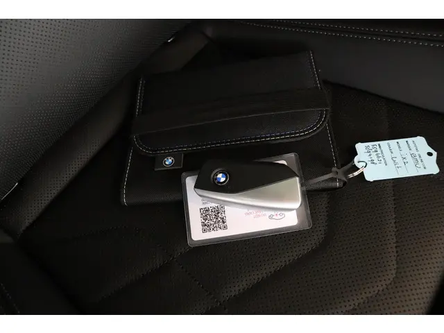 BMW iX2 eDrive20 67 kWh M Sport Edition 2026 Elektrisch 8