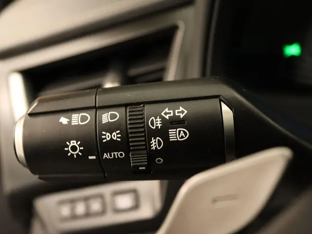 Lexus UX 300e Business 54 kWh 2020 Elektrisch 27