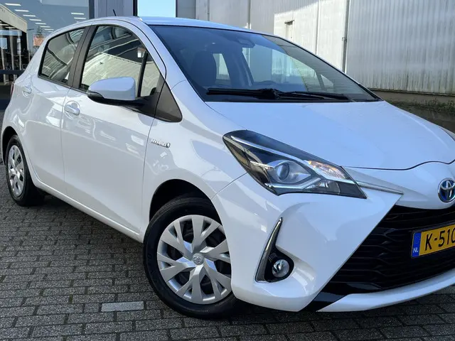 Toyota Yaris 1.5 Hybrid Active 2019 Hybride Benzine 33