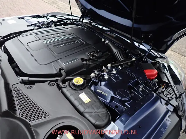 Jaguar F-Type 3.0 V6 Coupé 2015 Benzine 36