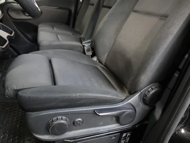 Mercedes-Benz Sprinter L3H2 Automaat 2023 Diesel 11