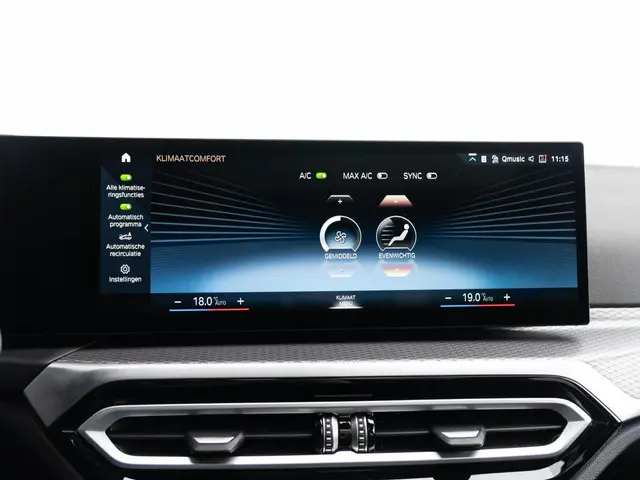 BMW 3 Serie Touring 320e 2024 Hybride Benzine 35