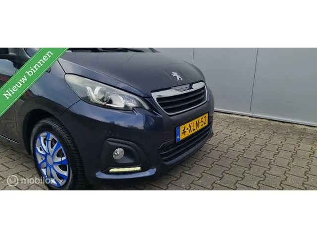 Peugeot 108 1.0 VTi Active AUTOMAAT/5DEURS 2014 Benzine 4