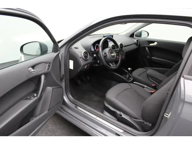 Audi A1 1.0 TFSI Adrenalin 2016 Benzine 17