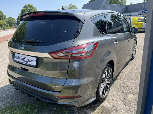 Ford S-Max 2.5 FHEV ST-Line 7pers 2023 Hybride Benzine 7