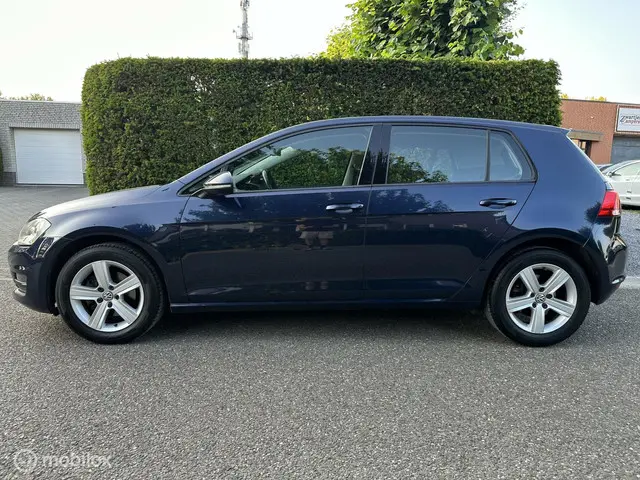 Volkswagen Golf 1.4 TSI Highline DSG 2013 Benzine 2
