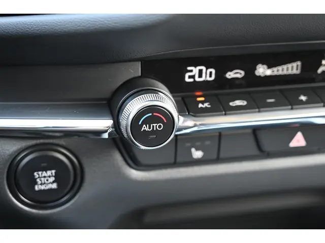 Mazda CX-30 e-SkyActiv-G 140 6MT Homura 2025 Benzine 26