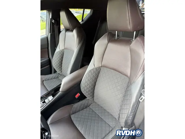 Toyota C-HR 1.2 Dynamic 2017 Benzine 18