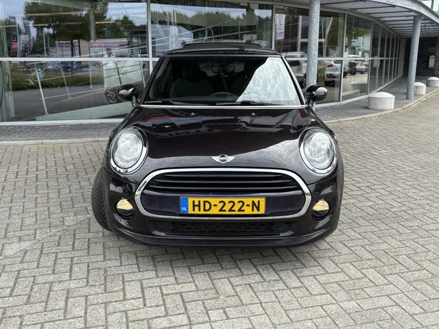 MINI Cooper Mini 1.5 Chili Business 2015 Benzine 18