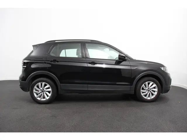 Volkswagen T-Cross 1.0 TSI 110pk DSG Life 2022 Benzine 6