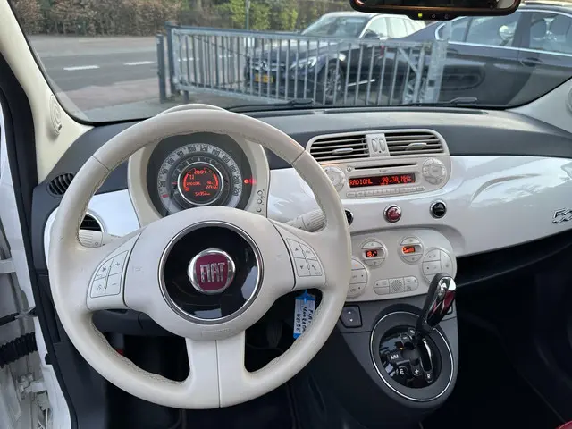 Fiat 500 1.2 Lounge Automaat 2015 Benzine 14