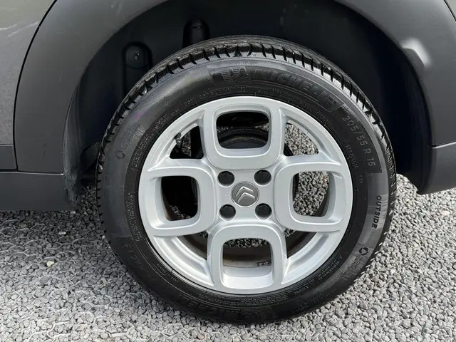 Citroën C4 Cactus 1.2 PureTech Feel 2019 Benzine 6