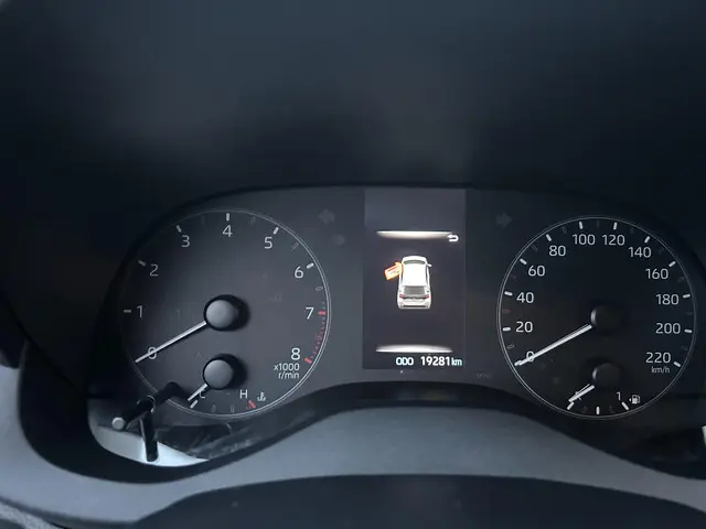 Toyota Yaris 1.5 VVT-i Active 2023 Benzine 13