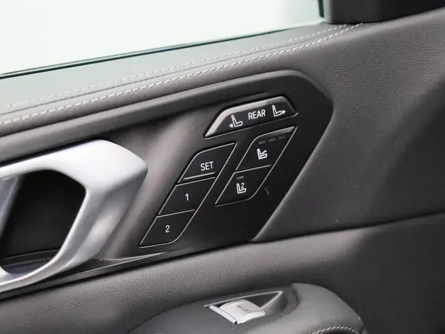 BMW X7 xDrive40i 2025 Benzine 15