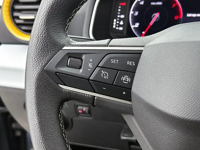 SEAT Arona 1.0 EcoTSI Style Connect 2024 Benzine 14