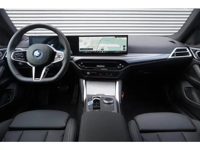 BMW i4 eDrive35 2025 Elektrisch 9