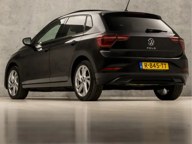 Volkswagen Polo 1.0 TSI Sportline 2022 Benzine 3