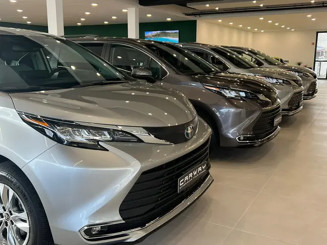 Toyota Sienna 2.5 Hybrid Luxe XLE 2022 Hybride Benzine 27