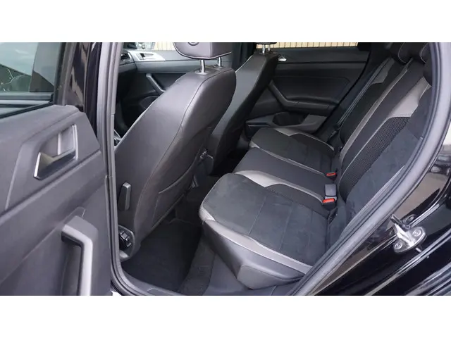 Volkswagen Polo GTI 2.0 TSI 200PK 5DRS DSG 2020 Benzine 28