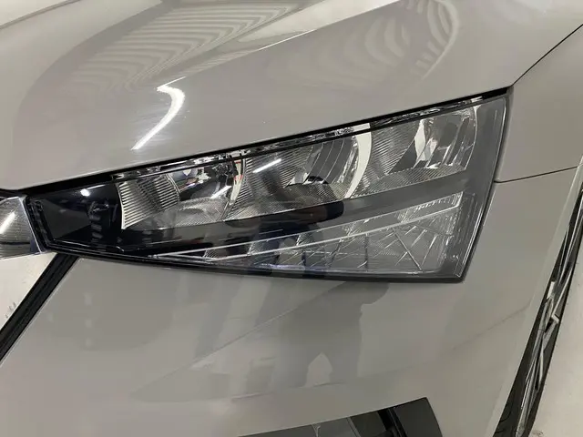 Škoda Scala 1.0 TSI Sport Business 2020 Benzine 13