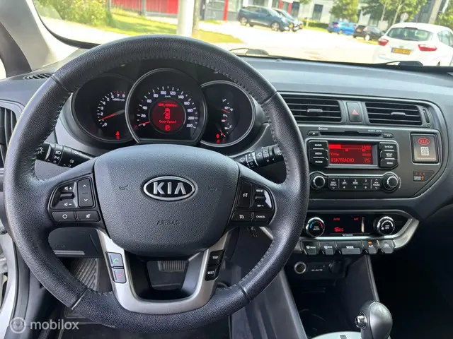 Kia Rio 1.4 CVVT Comfort Pack Automaat 2012 Benzine 6