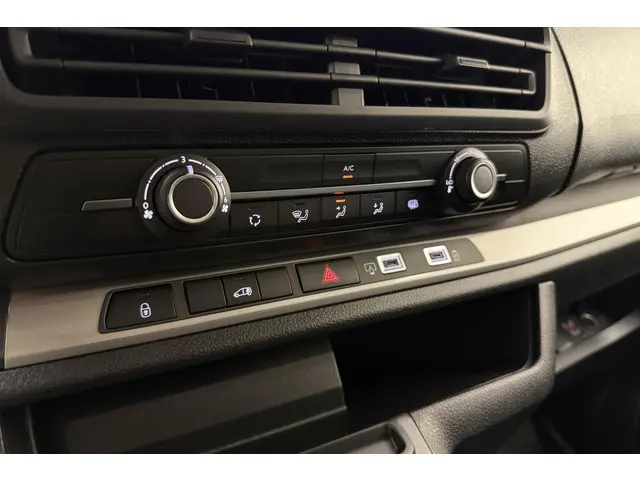 Opel Vivaro-e Electric L3 75 kWh 2025 Elektrisch 28