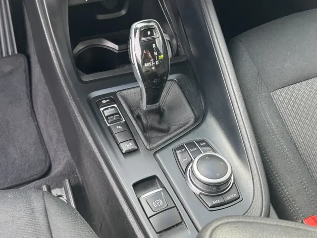 BMW X1 xDrive20i High Executive Ed. 2019 Benzine 23