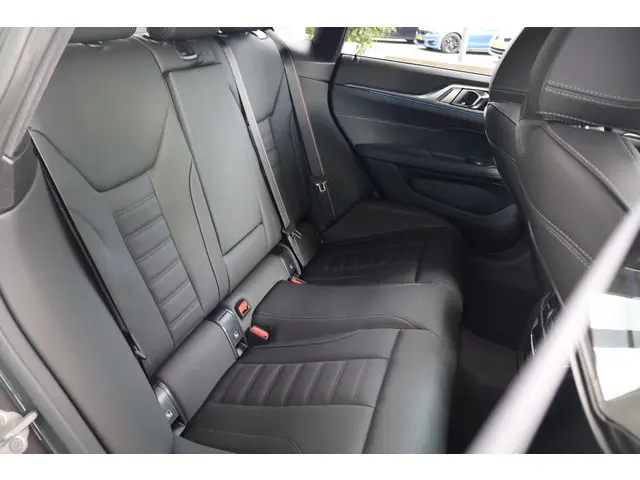 BMW i4 eDrive40 2025 Elektrisch 8