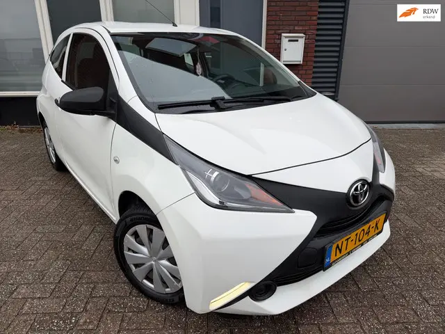 Toyota Aygo 1.0 VVT-i x / LED / NAP 2017 Benzine