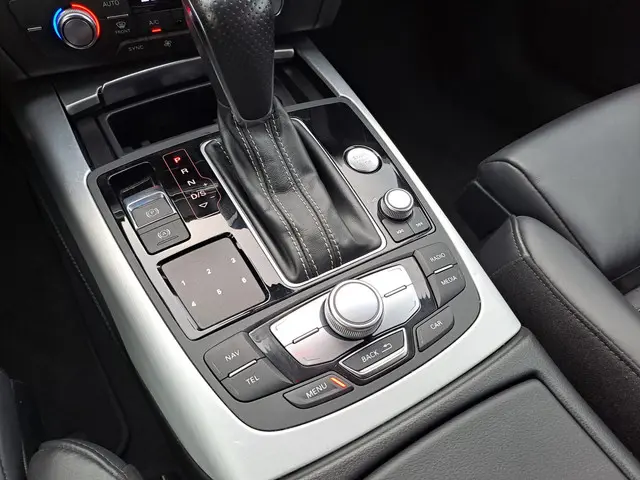 Audi A6 Avant 1.8 TFSI ultra Advance Sport 2018 Benzine 15