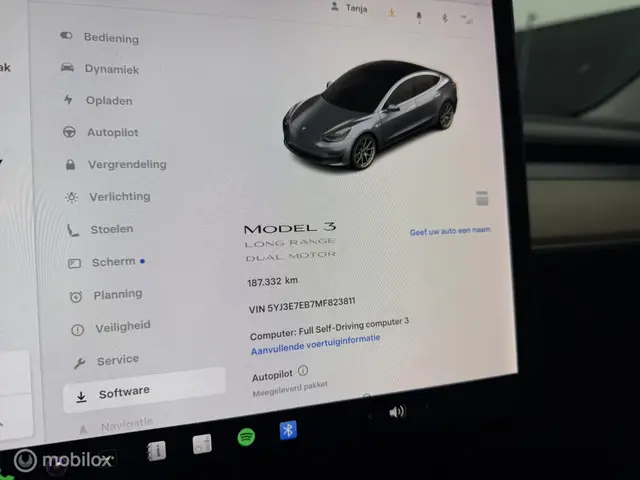 Tesla Model 3 Long Range AWD 75 kWh 2020 Elektrisch 20