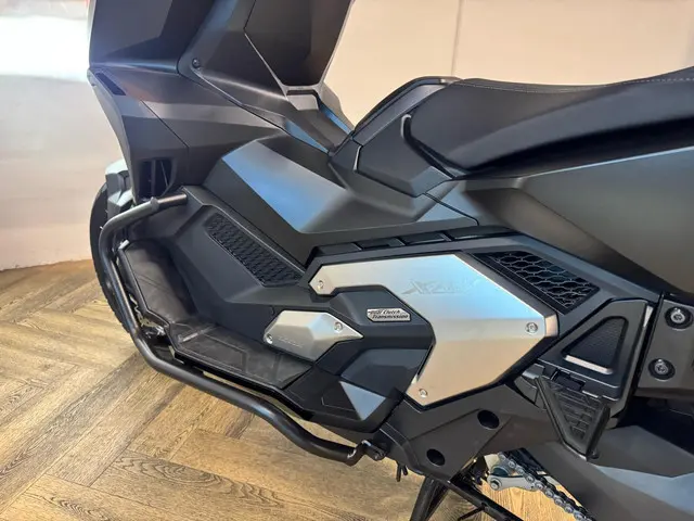 Honda NC 750 Scooter X-ADV KEYLESS LED 2022 Benzine 26