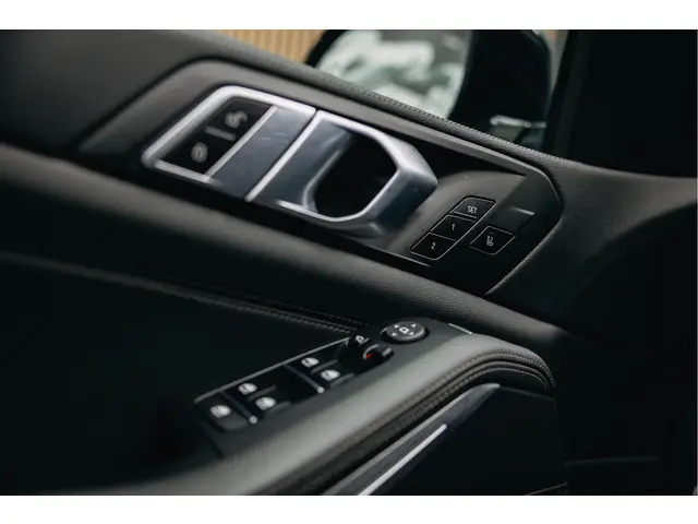 BMW X5 xDrive45e High Executive 2022 Hybride Benzine 28