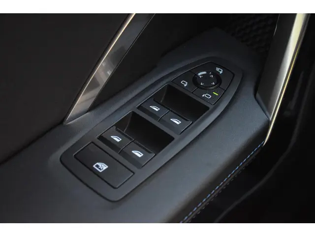 BMW X2 sDrive20i 2024 Benzine 36