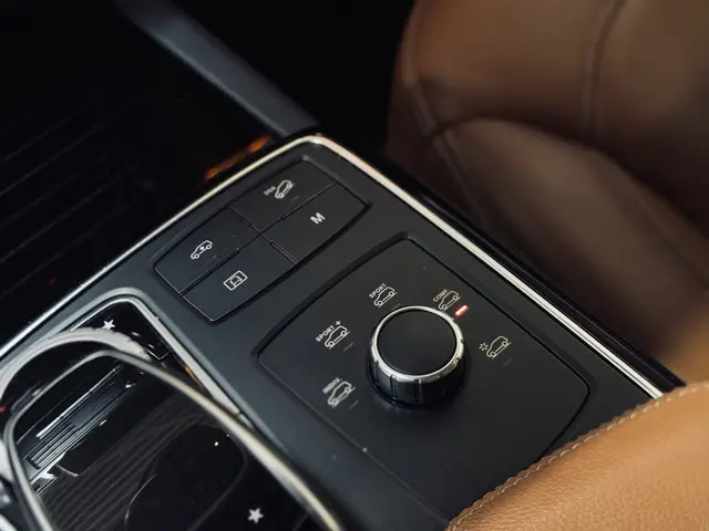 Mercedes-Benz GLE Coupé AMG 43 4MATIC 2017 Benzine 24