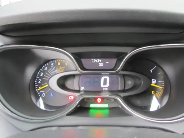 Renault Captur 0.9 TCe Helly Hansen 2015 Benzine 14